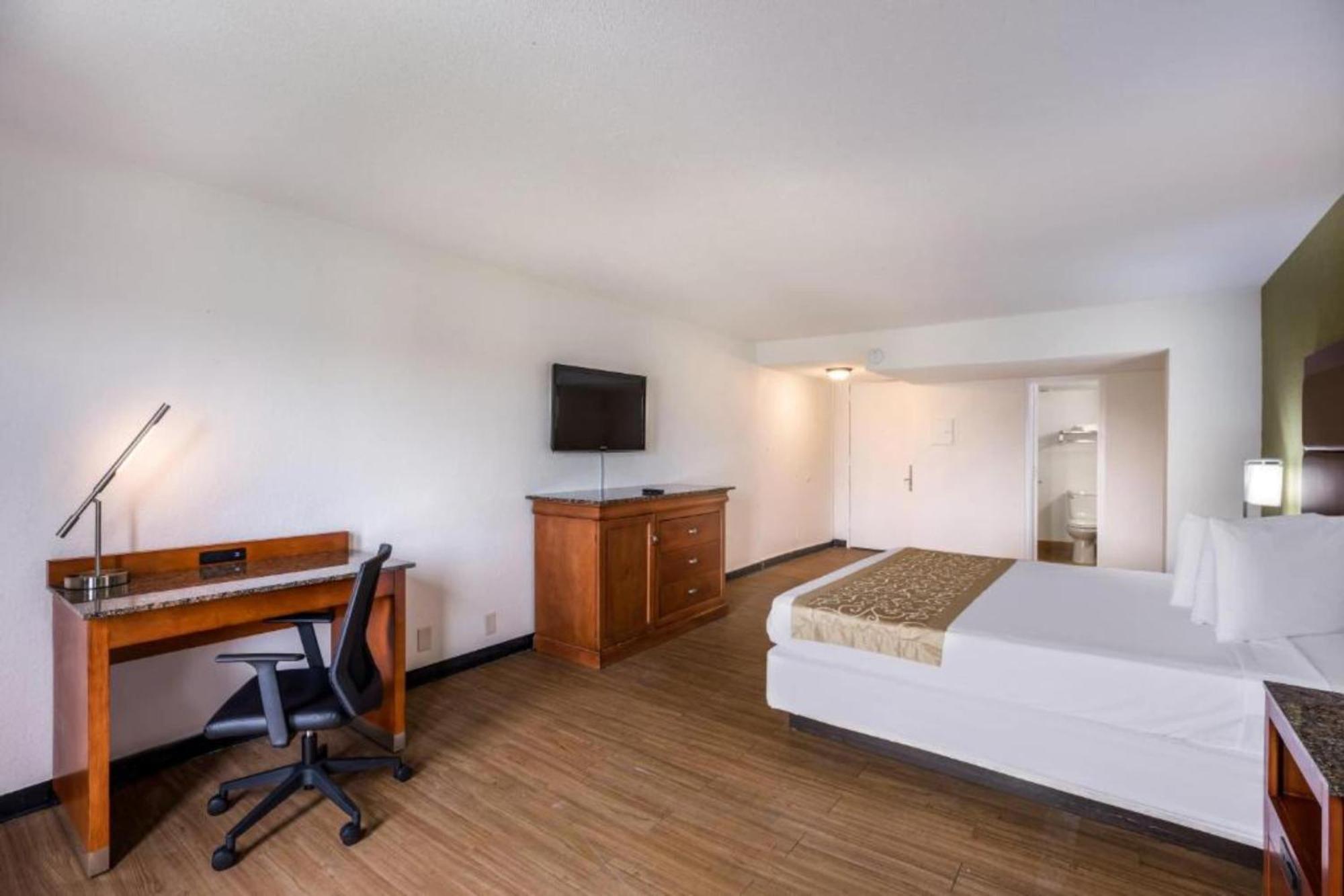Oyo Hotel Orlando Airport Eksteriør billede