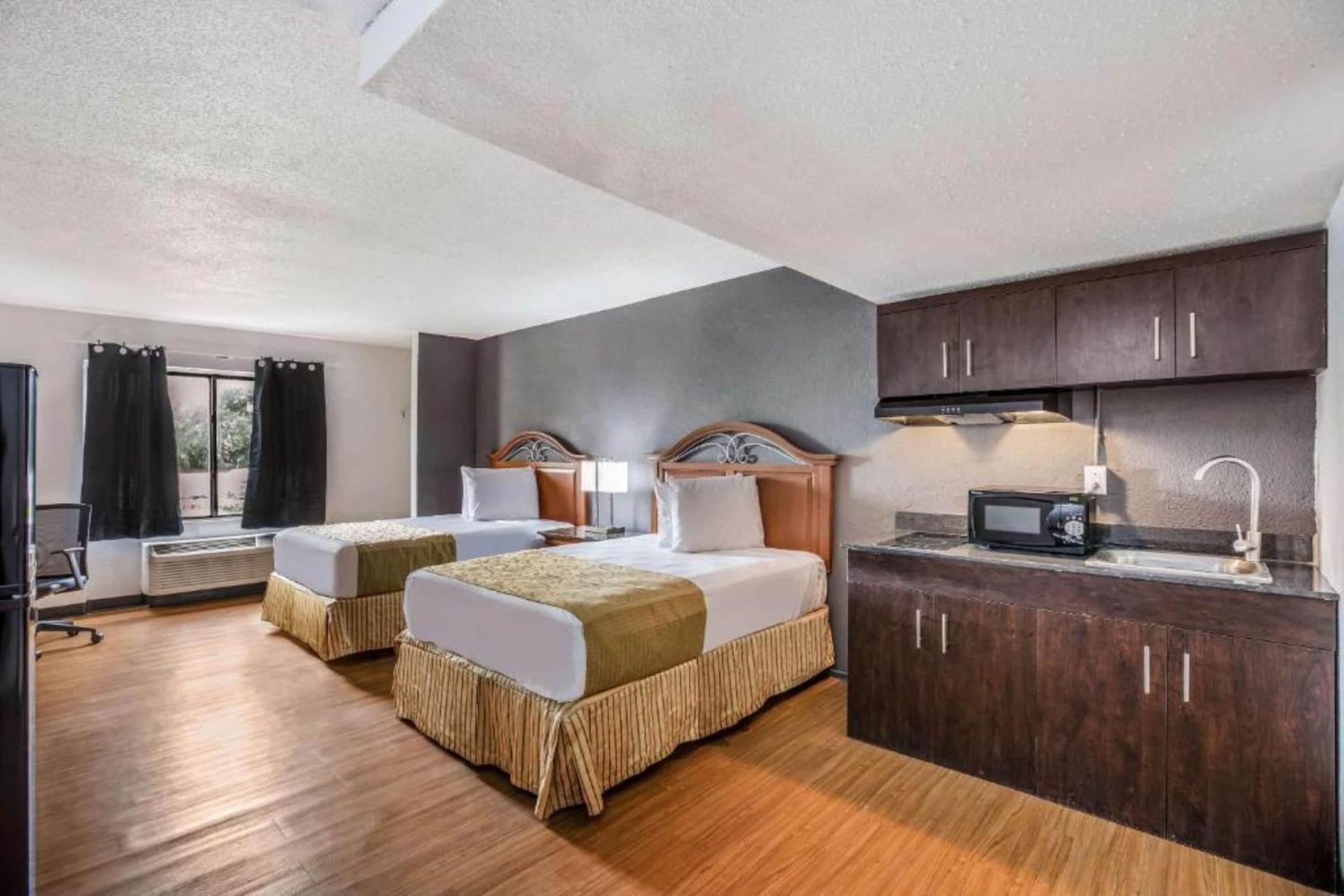 Oyo Hotel Orlando Airport Eksteriør billede