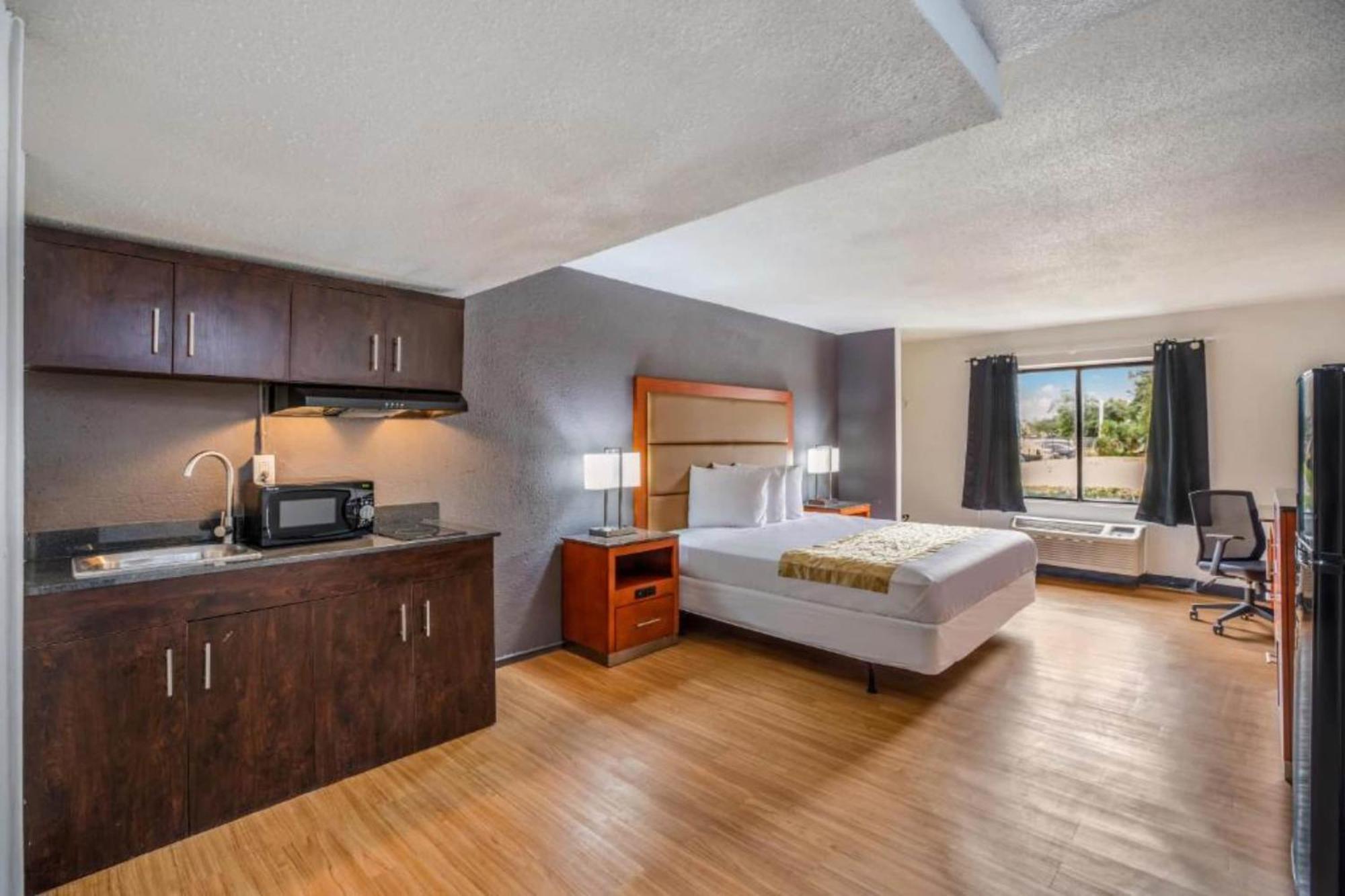 Oyo Hotel Orlando Airport Eksteriør billede